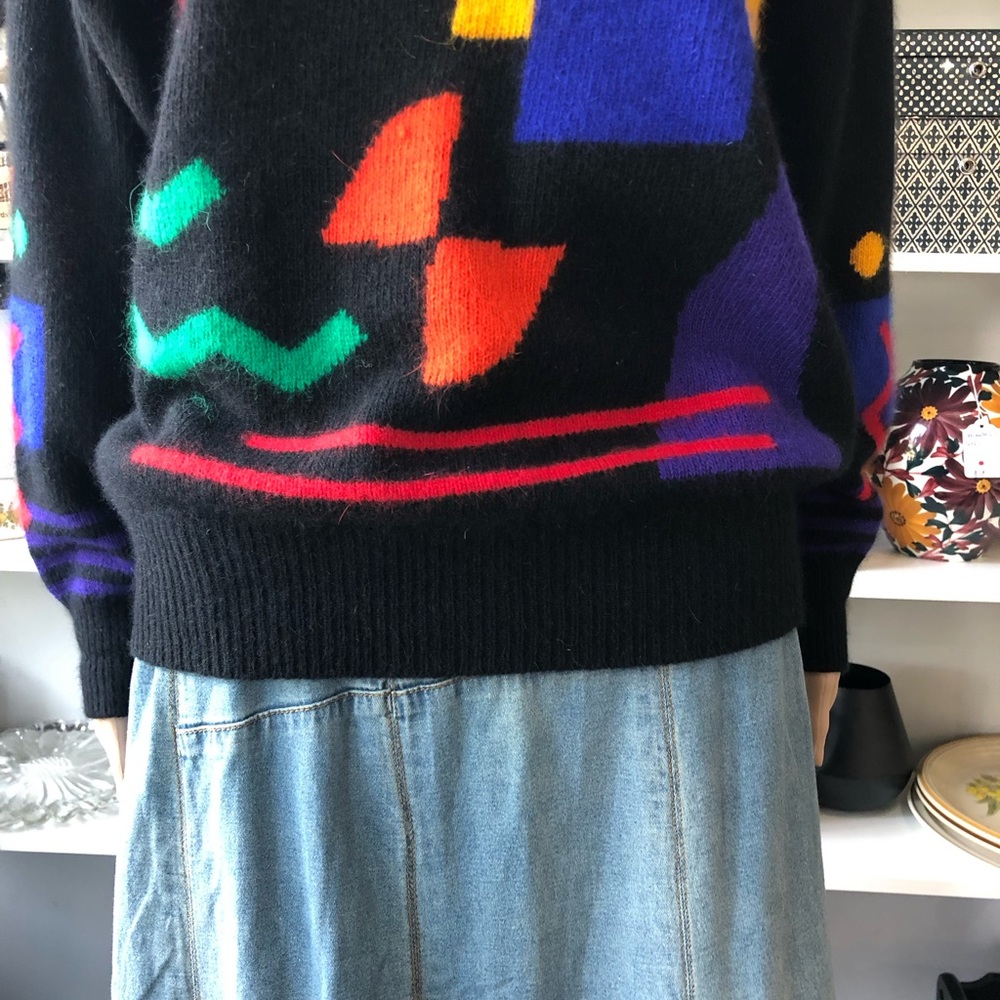 1991 Knit Lambswool Abstract Shapes Sweater | IB Diffusions - Picture 3 of 8